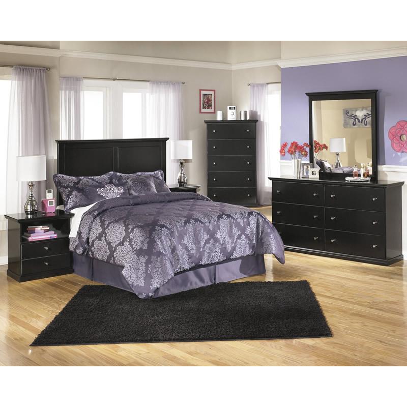 Signature Design by Ashley Maribel B138B2 3 pc Queen Panel Bedroom Set IMAGE 1