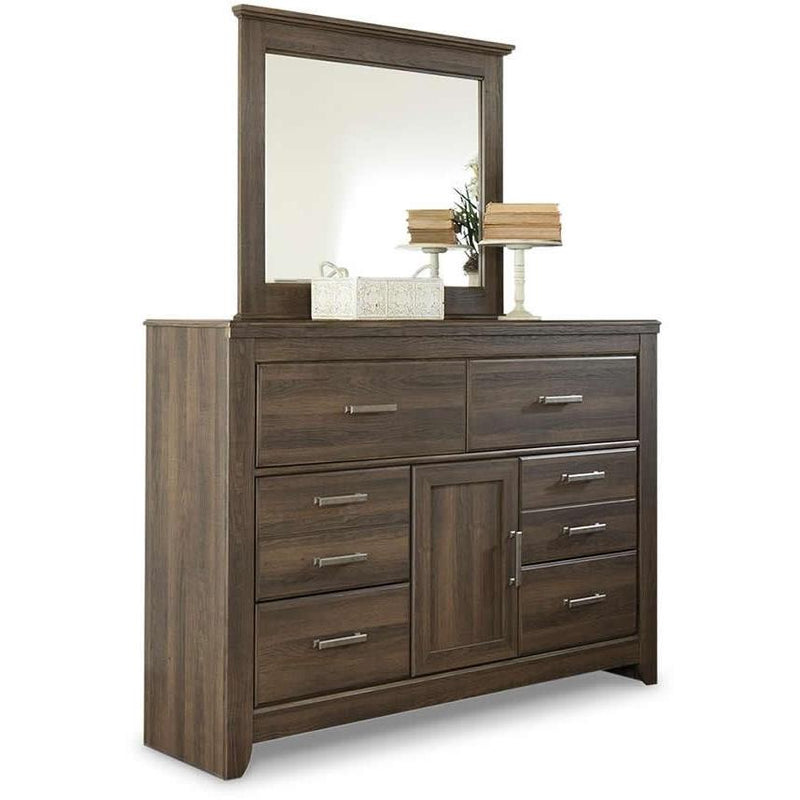 Signature Design by Ashley Juararo B251B32 7 pc California King Poster Bedroom Set IMAGE 3