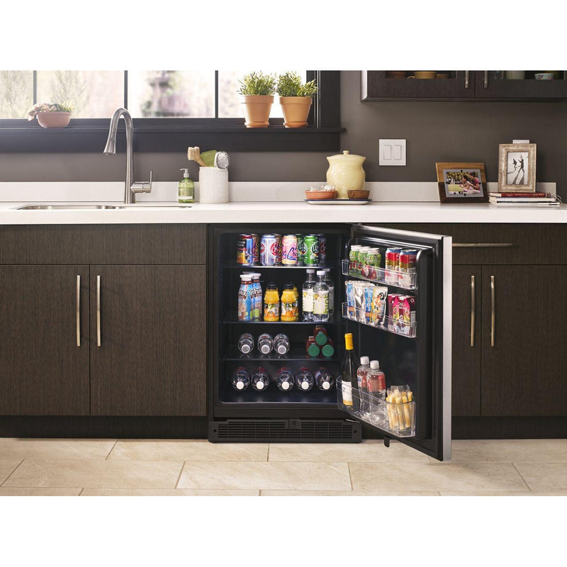 Whirlpool 23-inch, 5.1 cu. ft. Undercounter Refrigerator WUR35X24HZ IMAGE 2