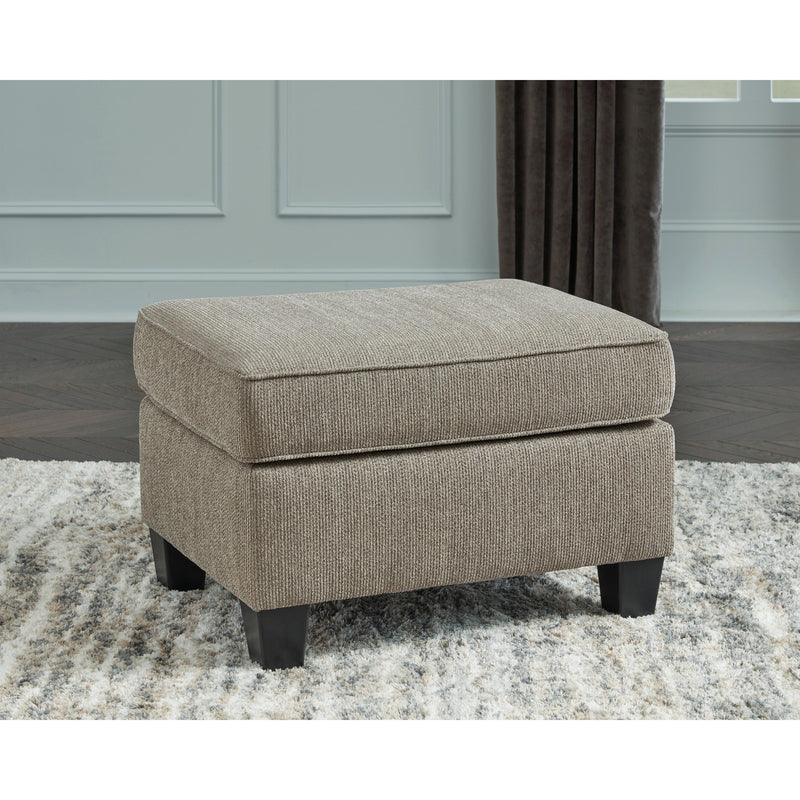 Benchcraft Shewsbury Fabric Ottoman 4720214 IMAGE 5