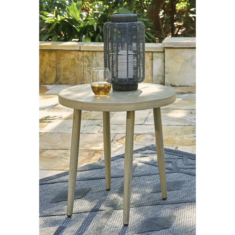 Signature Design by Ashley Swiss Valley P390-706 Round End Table IMAGE 4