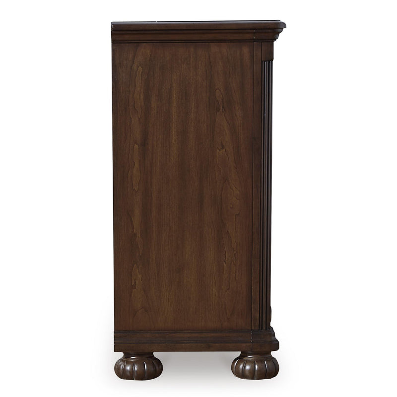 Signature Design by Ashley Lavinton 7-Drawer Dresser B764-31 IMAGE 4