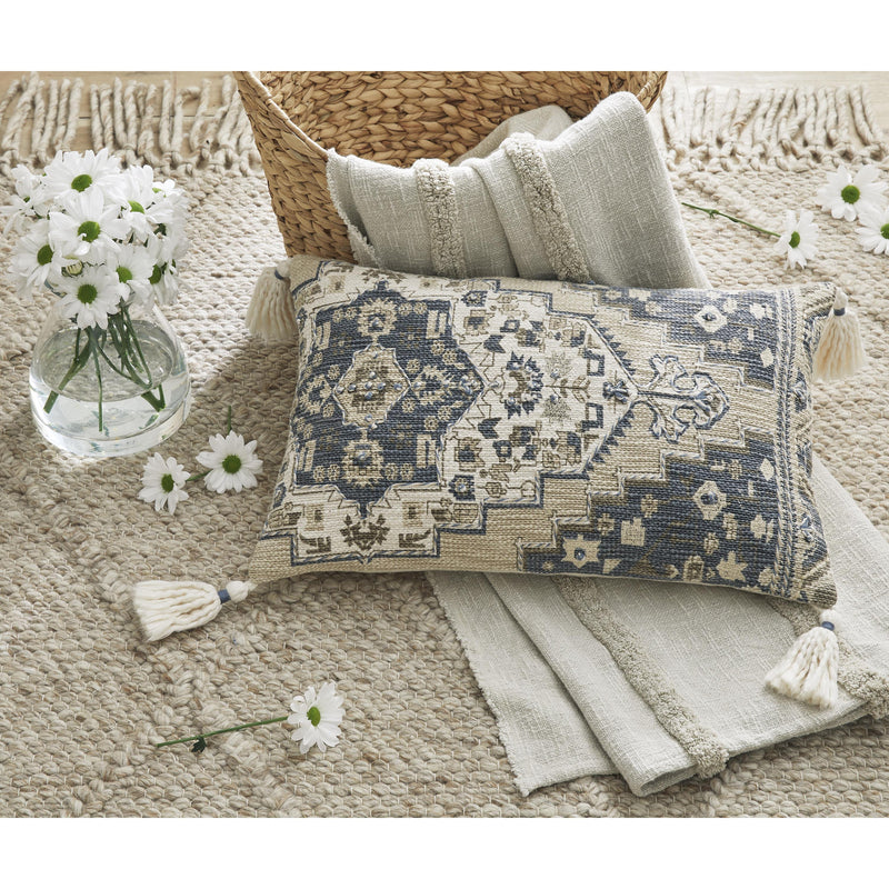 Signature Design by Ashley Winbury A1001035 Pillow IMAGE 4