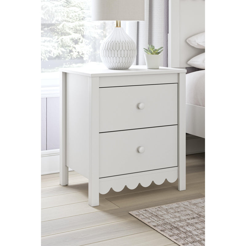 Signature Design by Ashley Hallityn 2-Drawer Nightstand EB1810-292 IMAGE 6