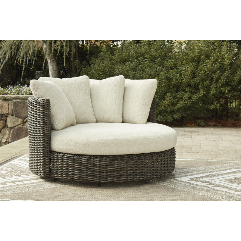 Signature Design by Ashley Outdoor Seating Lounge Chairs P711-810 IMAGE 4